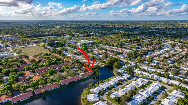  Condo & Townhome Photos