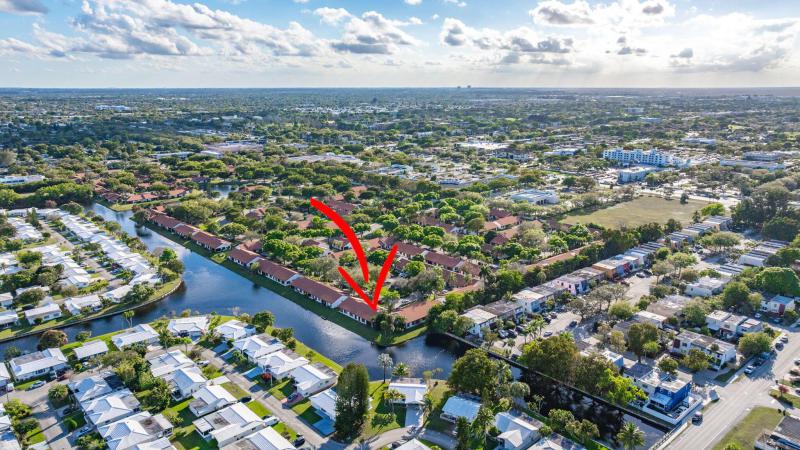  Condo & Townhome Photos