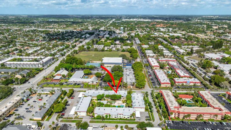  Condo & Townhome Photos