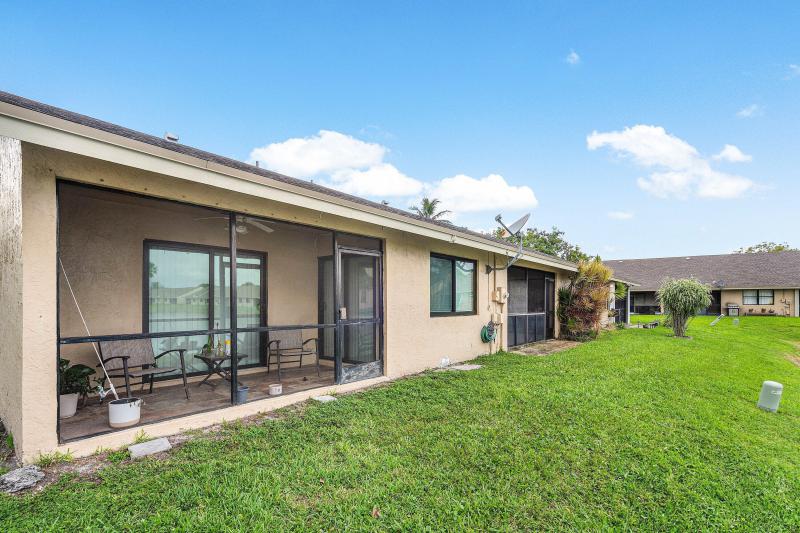  Condo & Townhome Photos