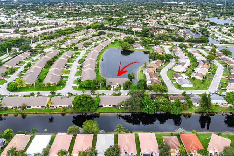  Condo & Townhome Photos