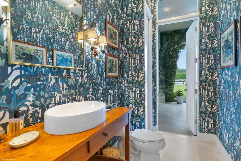  Single Family Homes Photo 10:  Wellington,  FL 33414