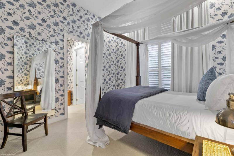  Single Family Homes Photo 13:  Wellington,  FL 33414