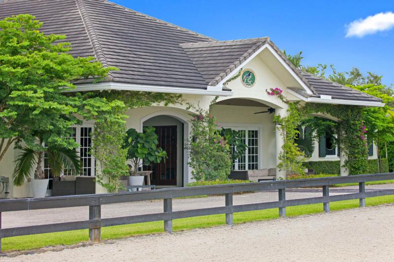  Single Family Homes Photo 23:  Wellington,  FL 33414