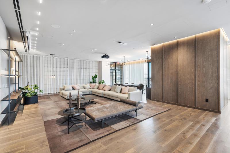  Condo & Townhome Photos