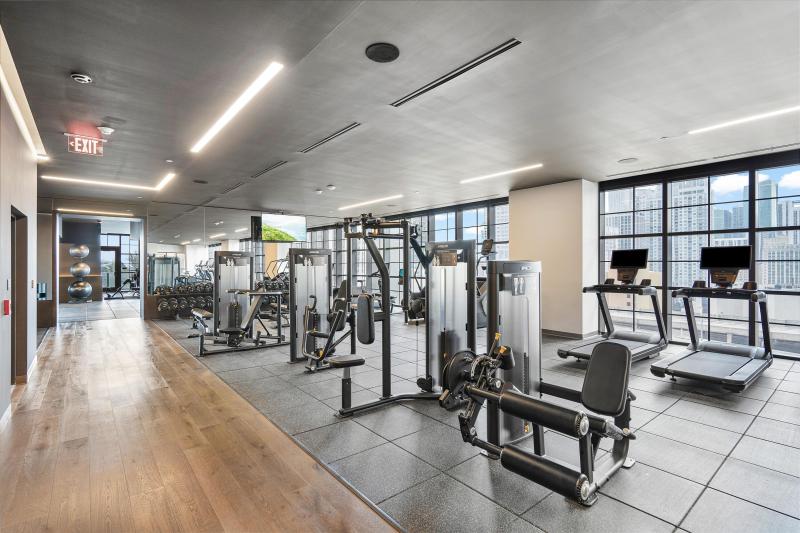  Condo & Townhome Photos