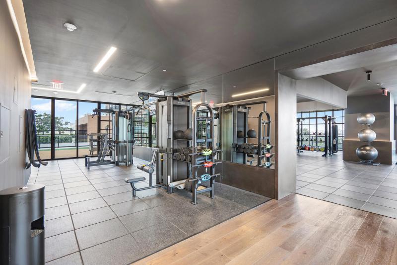  Condo & Townhome Photos
