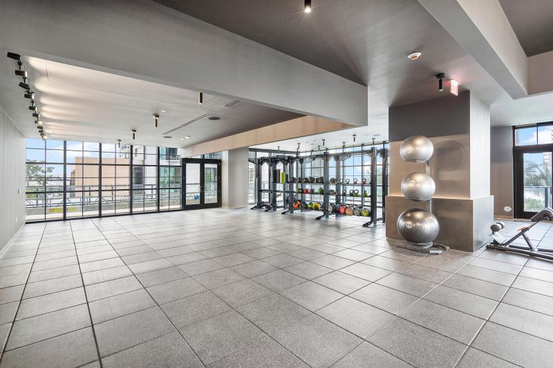  Condo & Townhome Photos