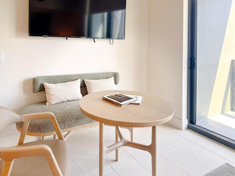  Condo & Townhome Photos