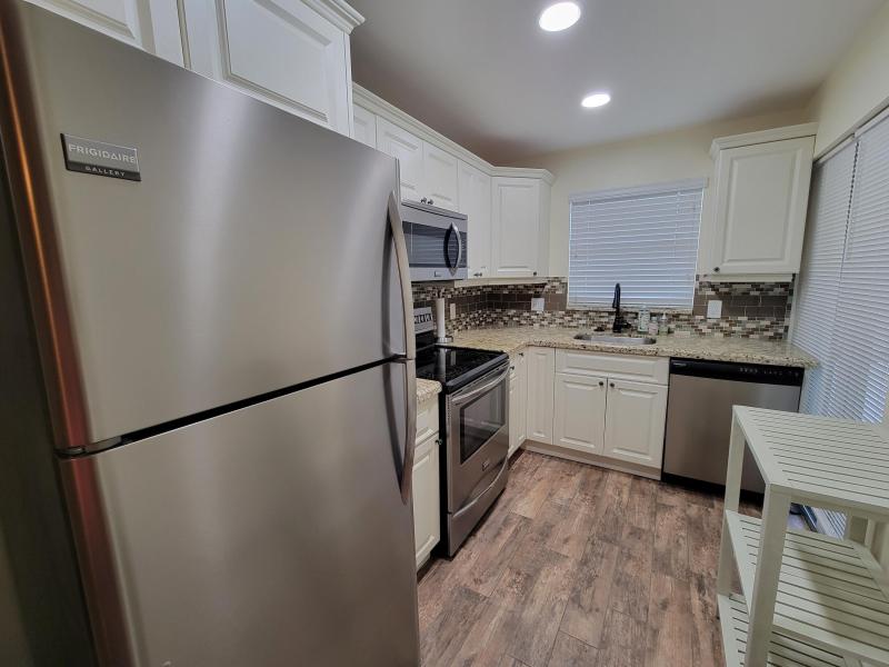  Condo & Townhome Photos