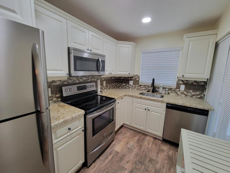  Condo & Townhome Photos