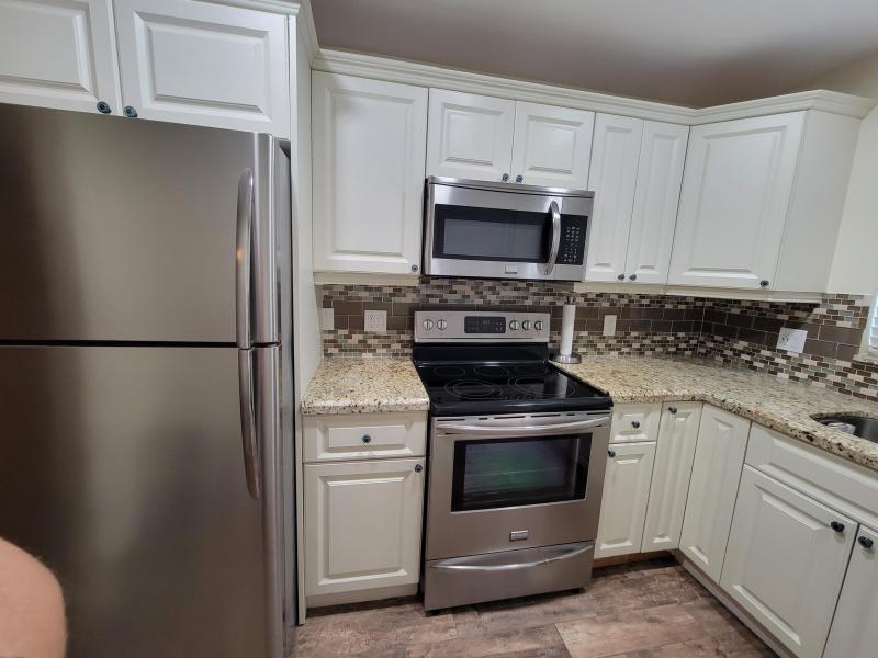 Condo & Townhome Photos