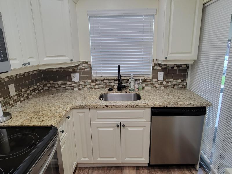  Condo & Townhome Photos