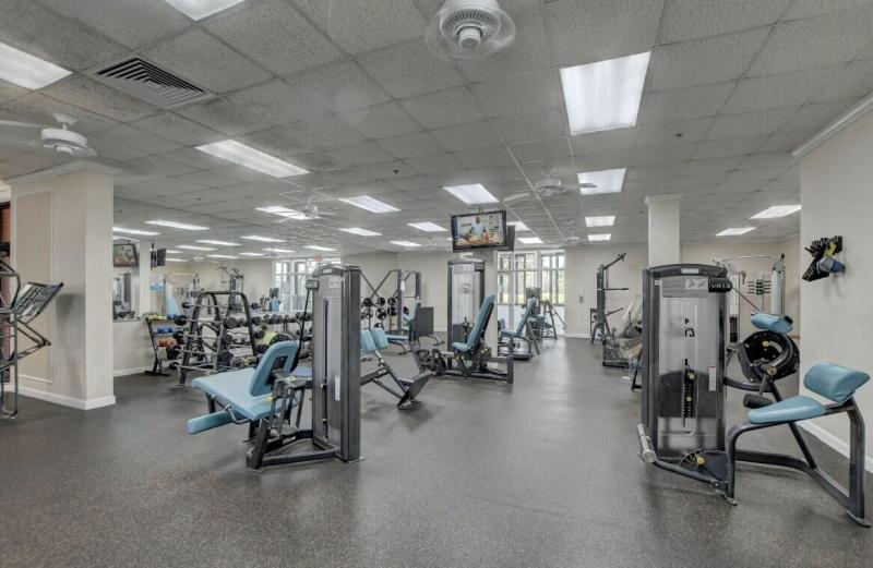  Condo & Townhome Photos