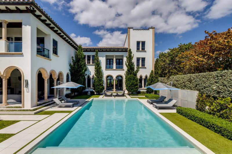  Single Family Homes Photo 3:  Delray Beach,  FL 33483