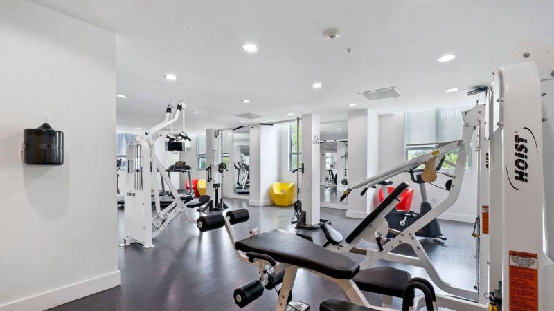  Condo & Townhome Photos