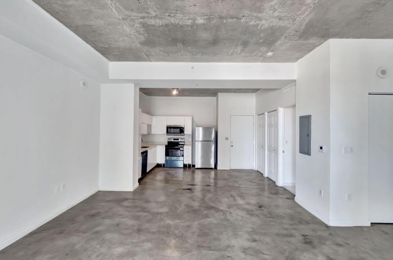 Condo & Townhome Photos