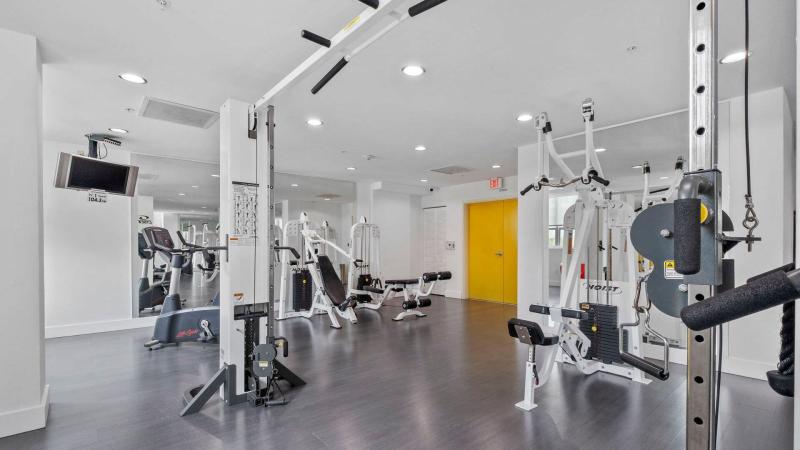  Condo & Townhome Photos