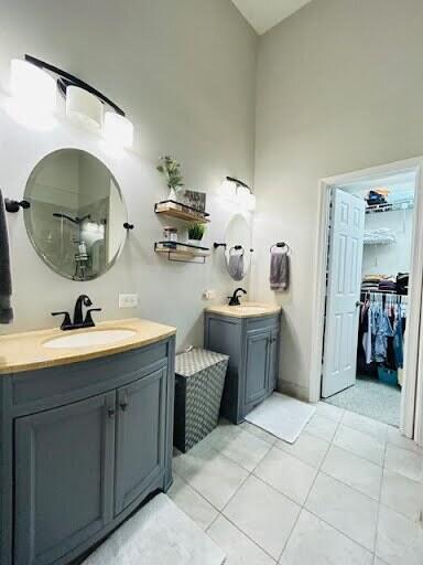  Condo & Townhome Photos