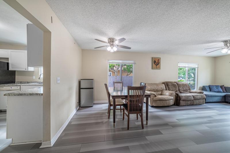 Duplex, Triplex and Fourplex Images