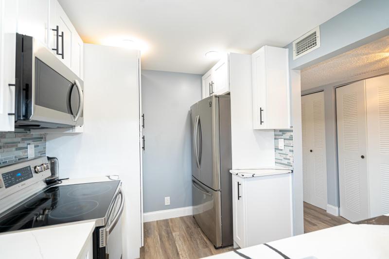  Condo & Townhome Photos