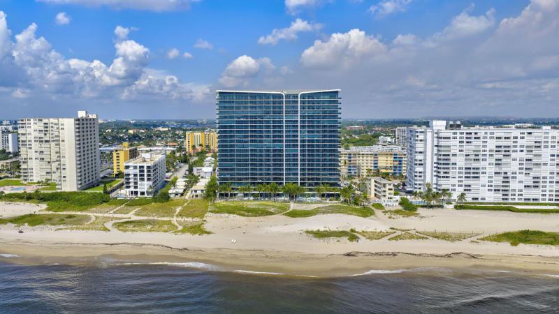  Condo & Townhome Photos