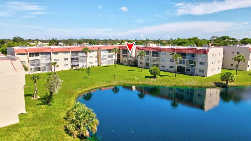  Condo & Townhome Photos