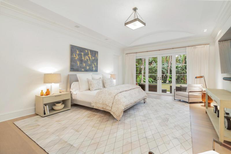  Single Family Homes Photo 11:  Palm Beach,  FL 33480
