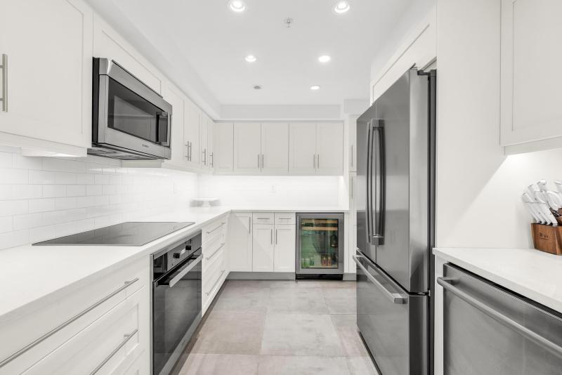  Condo & Townhome Photos
