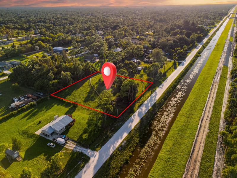  Commercial & Industrial Land Images 