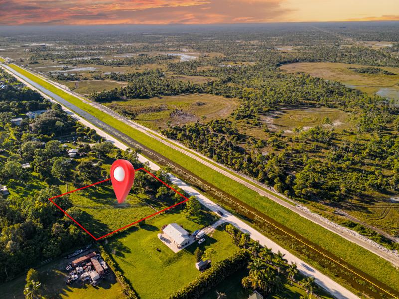  Commercial & Industrial Land Images 