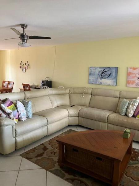  Condo & Townhome Photos