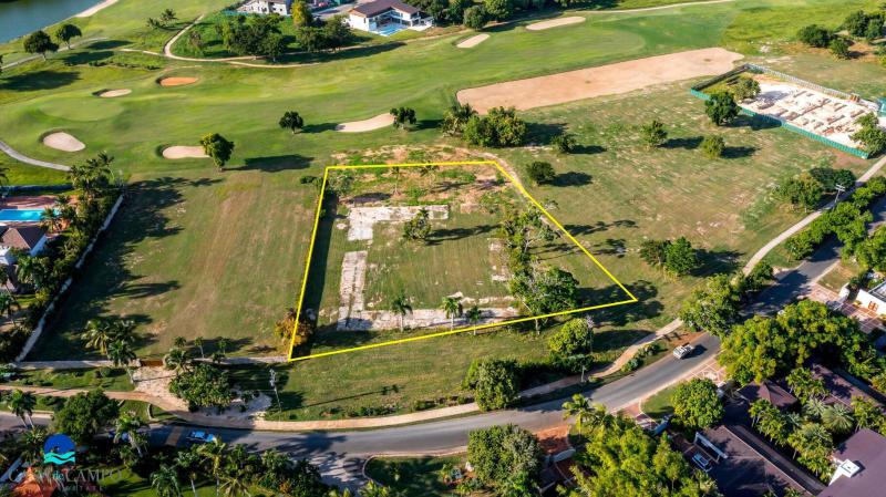  Commercial & Industrial Land Images 