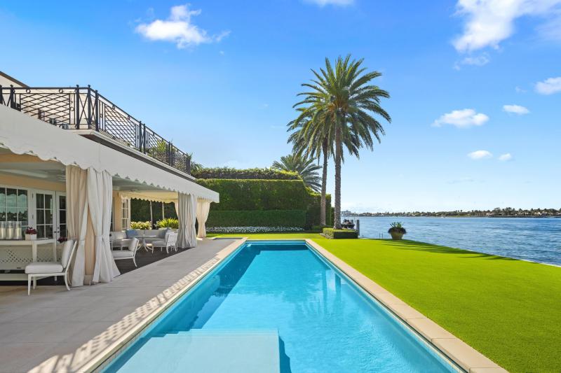  Single Family Homes Photo 17:  Palm Beach,  FL 33480