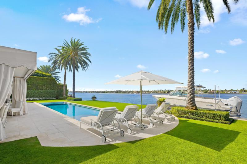  Single Family Homes Photo 19:  Palm Beach,  FL 33480