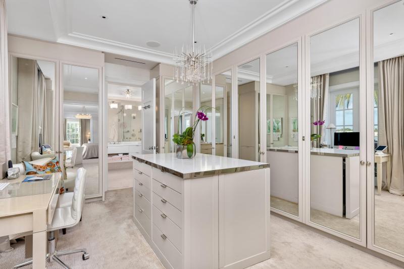  Single Family Homes Photo 67:  Palm Beach,  FL 33480