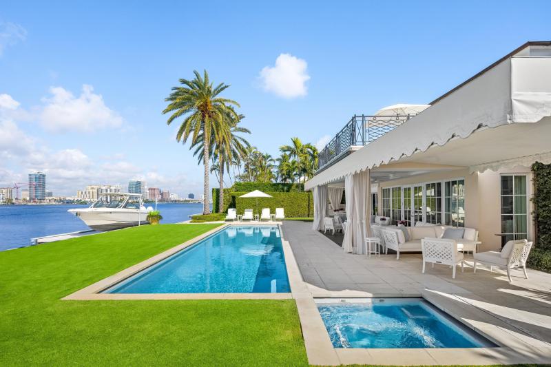  Single Family Homes Photo 8:  Palm Beach,  FL 33480