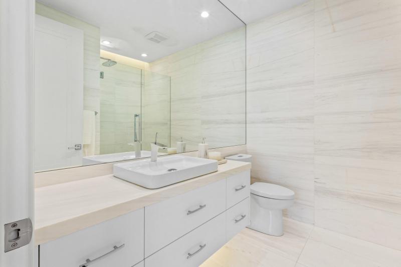  Single Family Homes Photo 20:  Palm Beach,  FL 33480