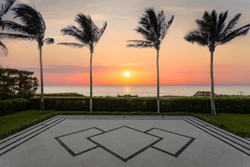  Single Family Homes Photo 27:  Palm Beach,  FL 33480