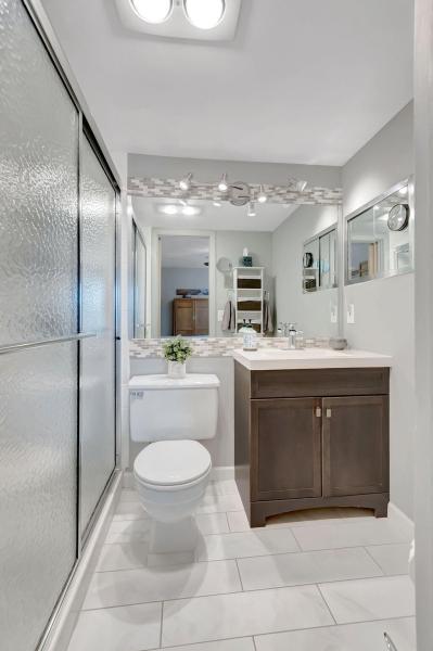  Condo & Townhome Photos