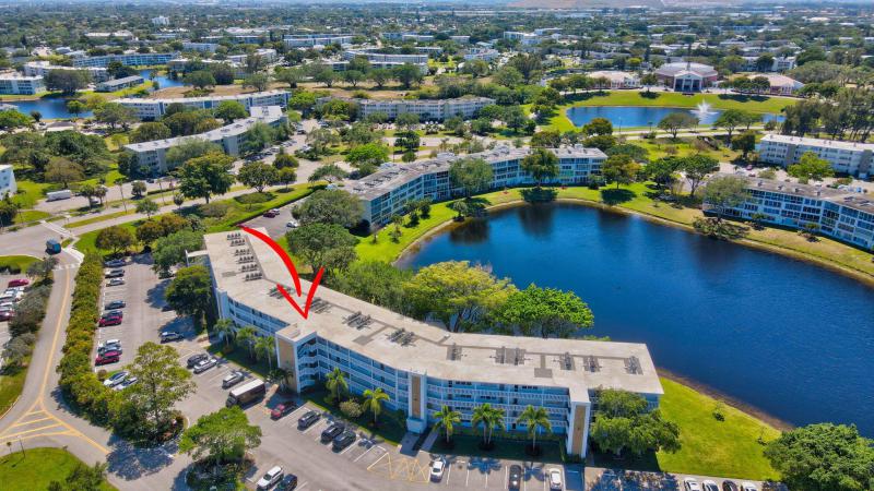  Condo & Townhome Photos