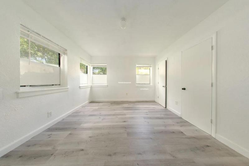 Duplex, Triplex and Fourplex Images