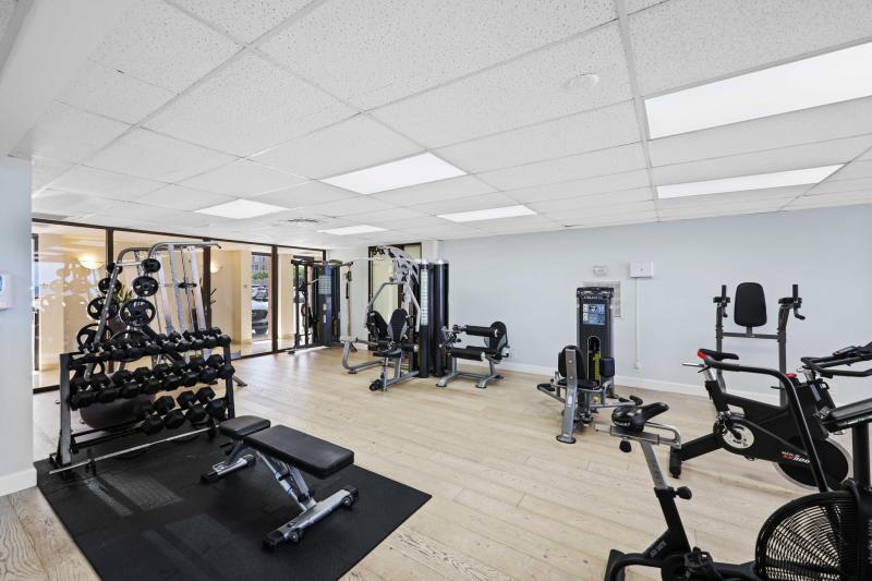  Condo & Townhome Photos