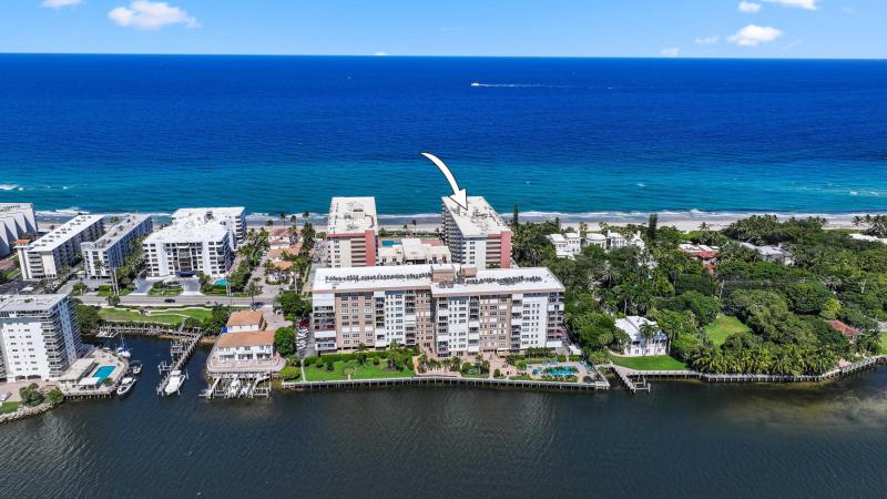  Condo & Townhome Photos