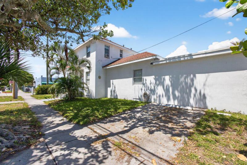 Duplex, Triplex and Fourplex Images