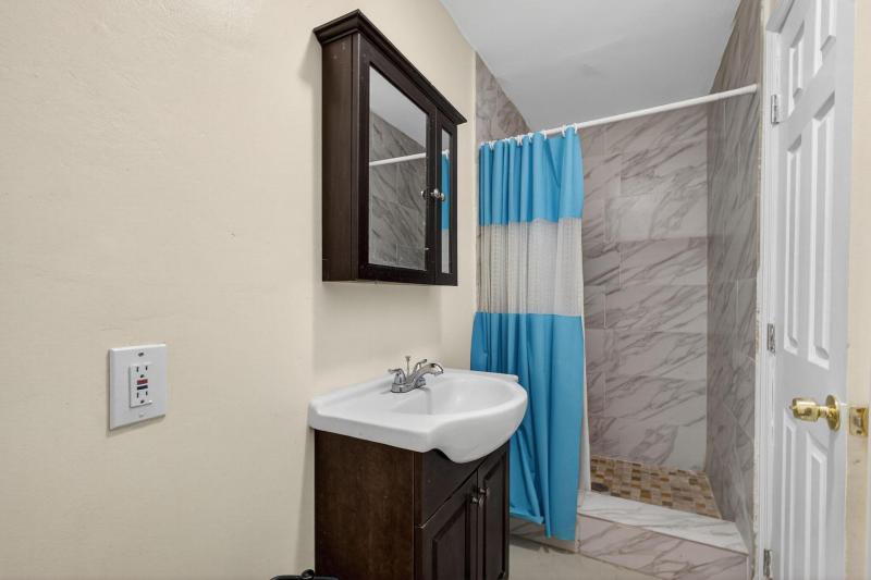 Duplex, Triplex and Fourplex Images