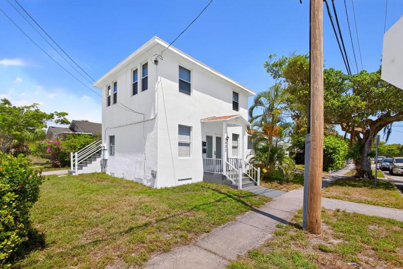 Duplex, Triplex and Fourplex Images