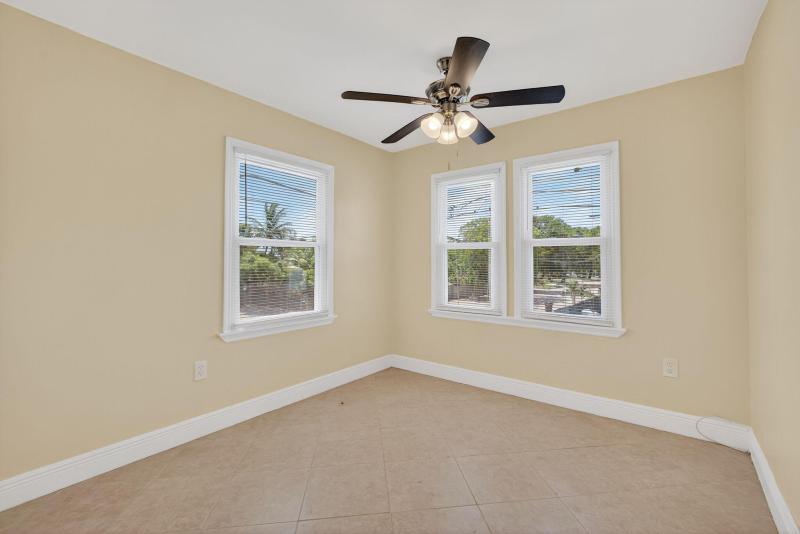 Duplex, Triplex and Fourplex Images