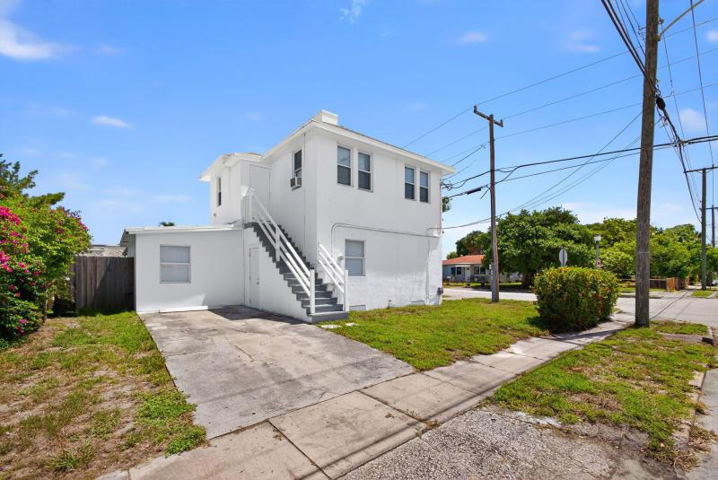 Duplex, Triplex and Fourplex Images