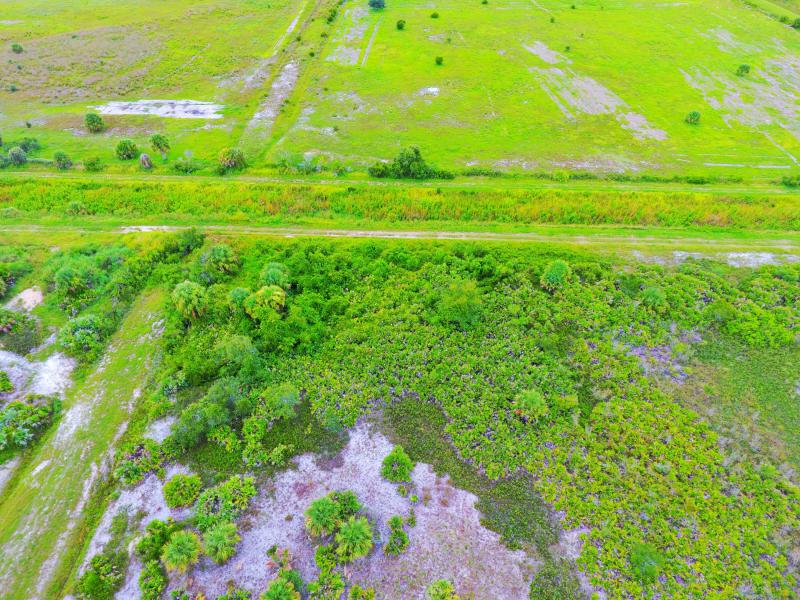  Commercial & Industrial Land Images 